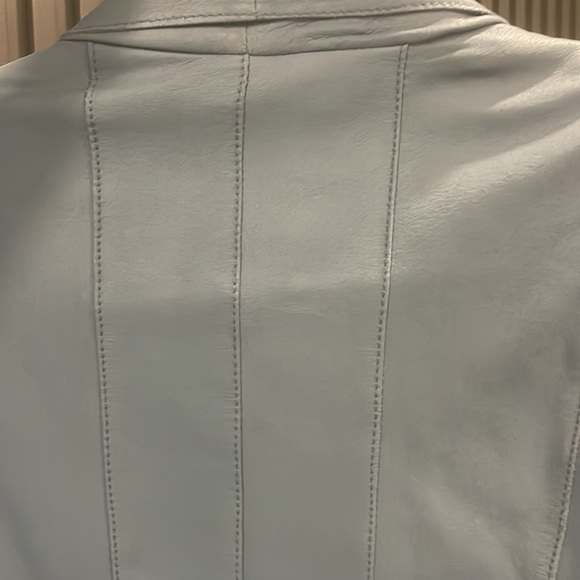 BCBG genuine leather Jacket - Picture 4 of 4